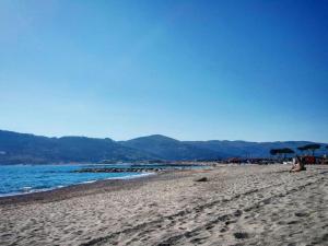 ISA-Residence with swimming pool in Luni Mare, apartments with air conditioning and private outdoor area