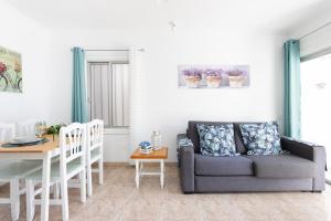 Home2Book Tropical Poolside Retreat, Las Américas