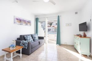 Home2Book Tropical Poolside Retreat, Las Américas