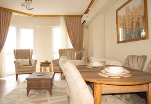 King Panorama Suite HI9