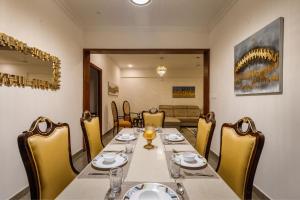 Avalon Apartment 302 Nr MG Road 3BHK AC