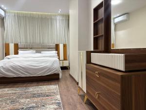 Apartment 121 nile view