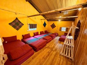 Giường Trong Phòng Ngủ Tập Thể Cho Cả Nam Và Nữ 6 Giường (Bed in 6-Bed Mixed Dormitory Room)