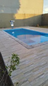 Casa agradável e confortável, com piscina - Nioaque
