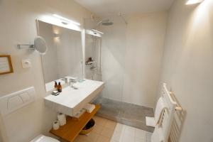 Hotels Hotel Edouard VII : photos des chambres