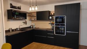 Appartements Magnifique appartement climatise 70 m2, Grande terrasse 42 m2, classe 4 etoiles : Appartement 2 Chambres