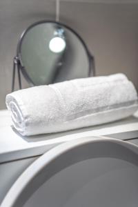 3 BDR Apt By Caledonia Luxe Stays Short Lets & Serviced Accommodation Grangemouth