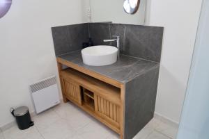 Gîte - petite maison proche du Futuroscope