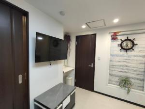 12全新装修 5室1厅2浴室2卫生间 设施齐全 最大12人 5 rooms 1dining room 2 bathrooms 2toilets Max 12P 免费无线网络