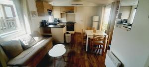 VM-Mobile Home 3 ch, 2 sdb, Convivialité, détente et confort, en famille ou entre amis