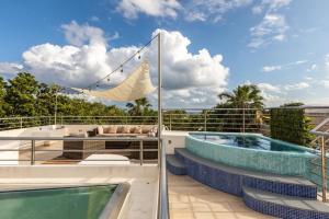 Luxury spacious 5 bedroom villa