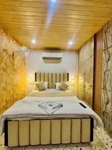 Hotel dream villa - Barnāla