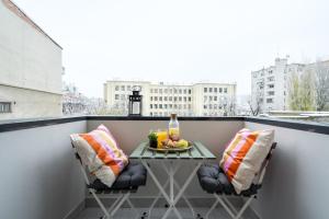 Bright Apartment - Top Location - Charming Balcony