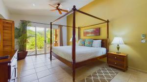 Casa Tropical, Spacious 3 Bedroom Home