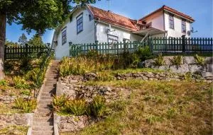 Beautiful Home In Svängsta With Sauna - 乌洛夫斯特伦