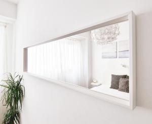 Central Apartment with Home Cinema & Work Space