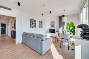 XPCE SKY TOWERS - Parking Free