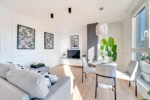 XPCE SKY TOWERS - Parking Free