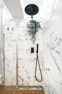 Modern 2BR Apartment - Dorobanti View