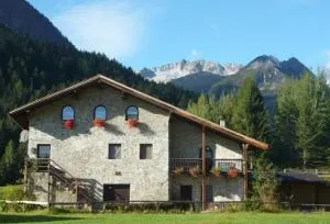 Family Baita Gran Chalet Trentino - 韦尔米廖