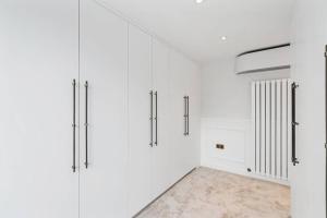 Luxury Apartment Sophia 4 Bedroom 8 Sleeps