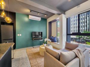 Modern, secure, spacious, Lshedding free-pool