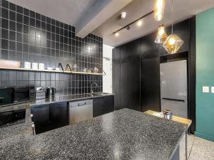 Modern, secure, spacious, Lshedding free-pool