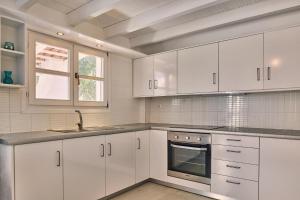 Villa Erato Periyali