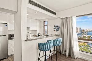Lazuli Sea View Beachfront Ap 254