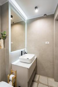 Luxurious 2BR Apartment - City Center