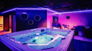 Villas La Parenthese Jacuzzi sauna privatif Cognac : photos des chambres