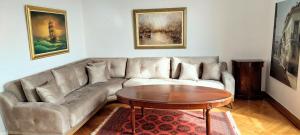 Grand suite in the temple of Zeus