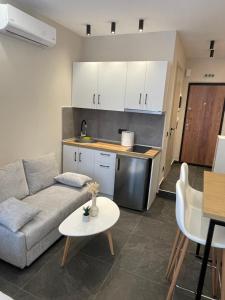 Ladadika X-Retrite Suites