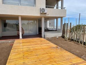 Apartamentos contrafrente al mar