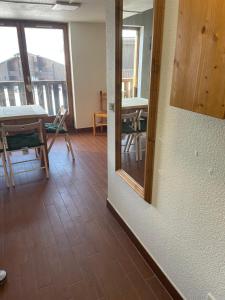 Appartements Appartement 6 pers proche des pistes : photos des chambres