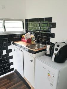 Casa Contenedor amoblado de 2 dormitorios El Tesoro