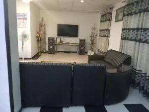 Roshan Holiday Home - Demodera