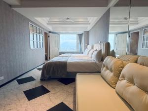 Urban Abode Apartment 1
