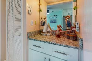 Plantation East #2224