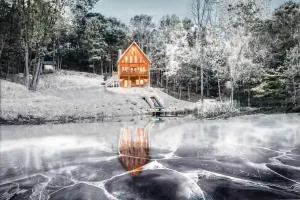 Stone Lake Lodge - Lakeside Cabin - Stocked Pond - 剑桥