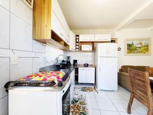 Casa no Santinho, vista mar, churrasqueira - RPC68