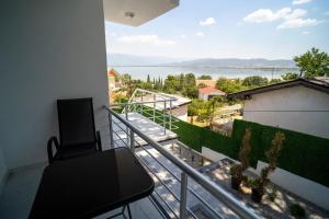 Aqualux Luxury