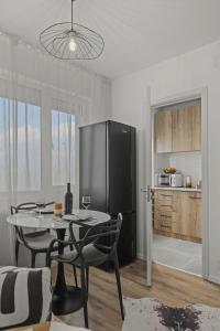 Urban View Studio - Free Parking - Metro Station - Self check-in