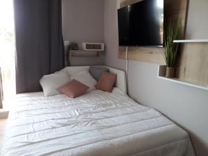 Appartements Studio La Charentaise - Logement de vacances 2 personnes vue mer : photos des chambres