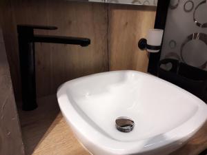 Appartements Studio La Charentaise - Logement de vacances 2 personnes vue mer : photos des chambres