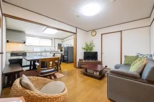 二条駅から徒歩10分 - Shūzan