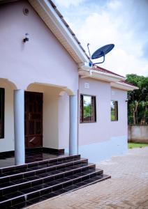 Tembo Homestay