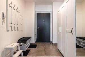 Karolina Garden Residence - Center, Office & Garden View