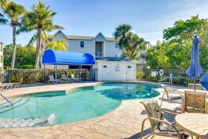 Walk to Beach Home with Porch on Anna Maria Island!