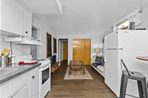 Charming 2-Bedroom Apartment - Ubytování bez kategorie ve městě Great Falls